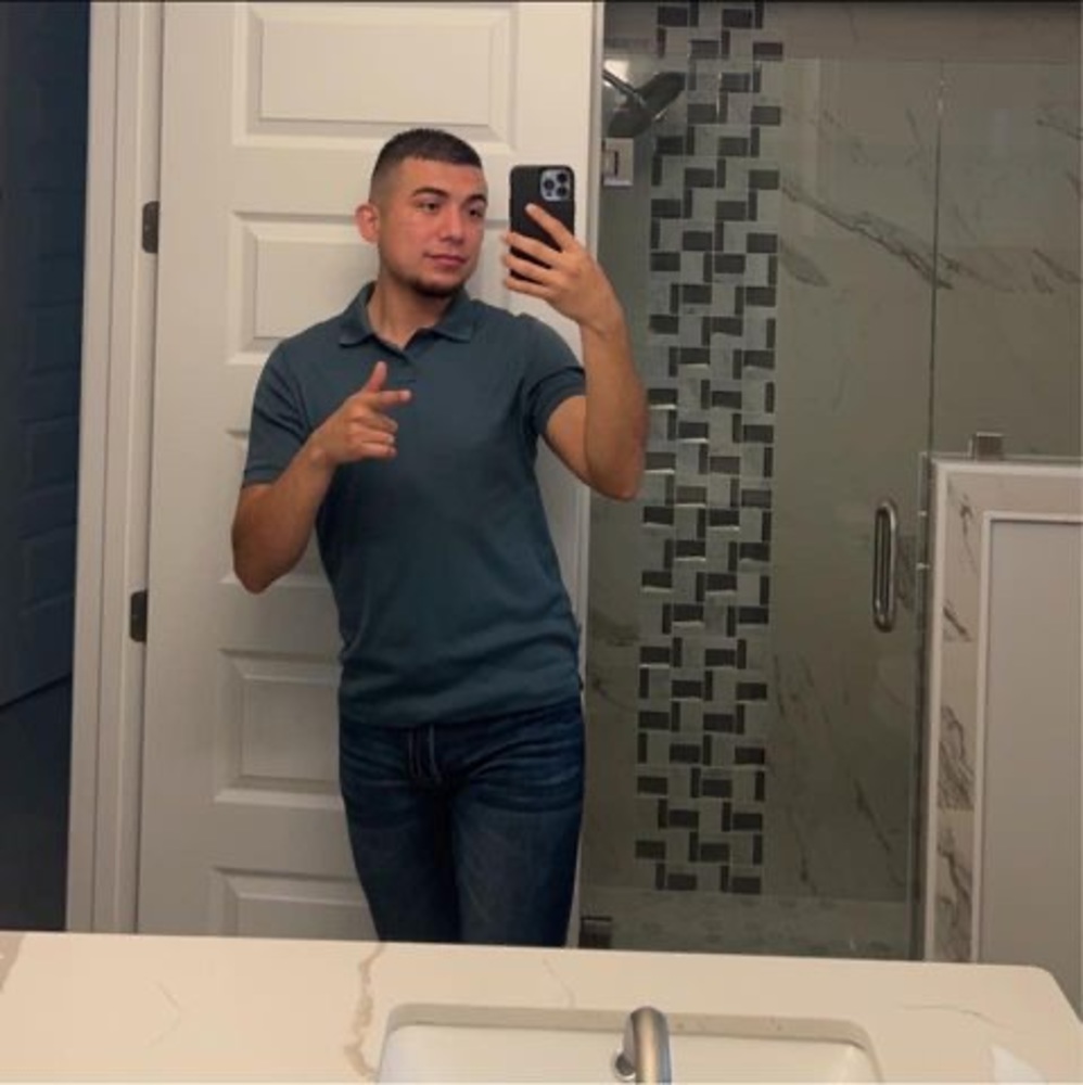 Meet your Posher, Luisangel